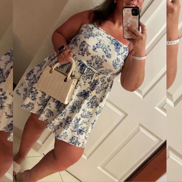 Dresses & Skirts - Plus - Floral Blue and White Summer Dress - 2X 16